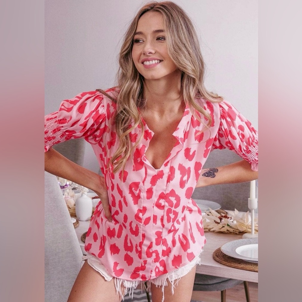 Pink Leopard Print V-neck Bubble Sleeve Smocked Blouse Top Silk Boutique Ruffle - Picture 4 of 12